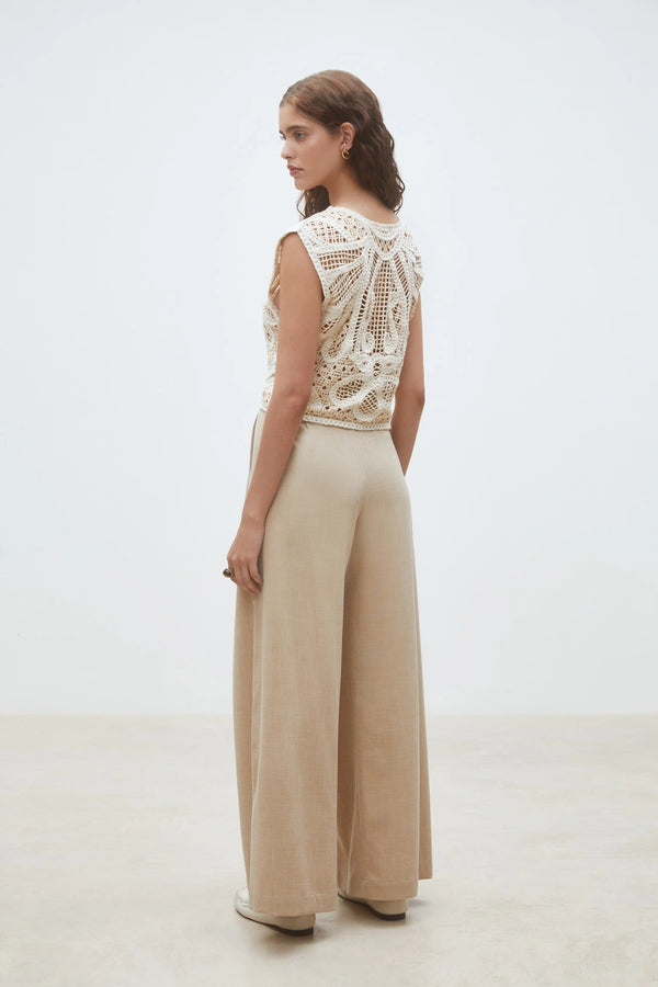 Polonia - Two-tone crochet sleeveless jumper