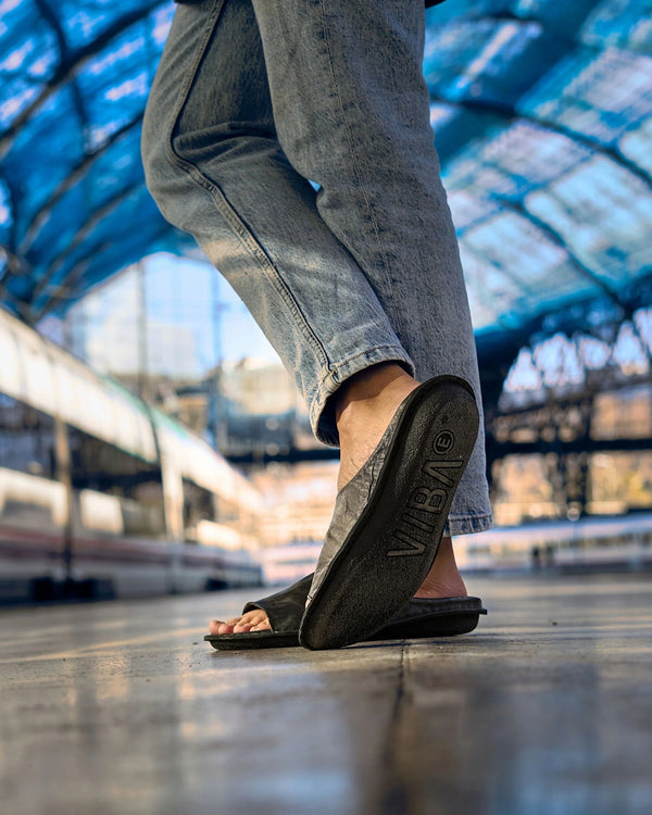 SAINT TROPEZ Preto Black