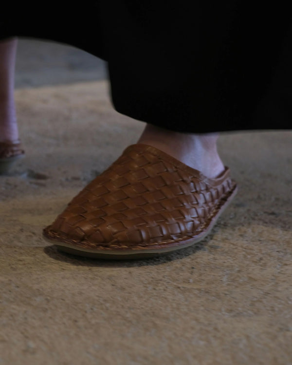 ROMA Woven Cognac Brown