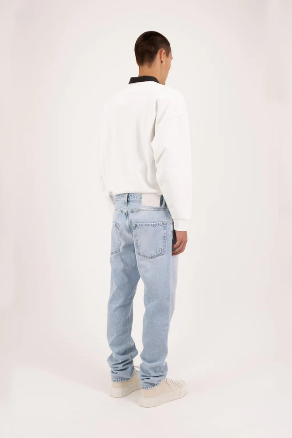 ICON DENIM - STRAIGHT LEG JEANS SKY
