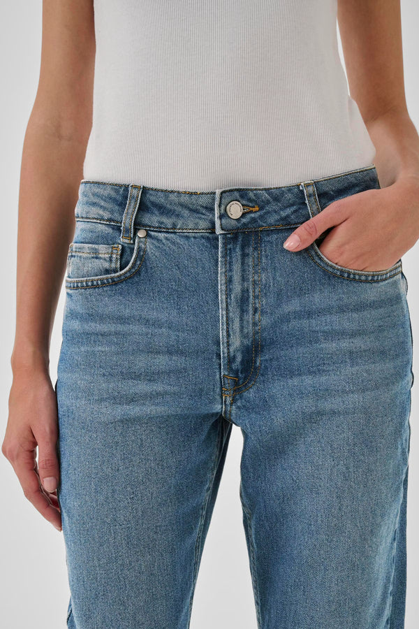 04 THE MOMMY HIGH TAPERED JEANS - 30