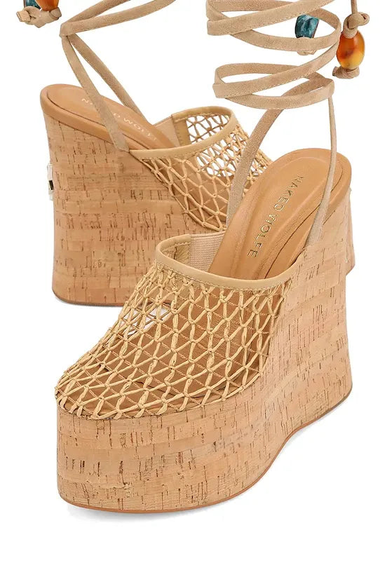 IRIS CAMEL