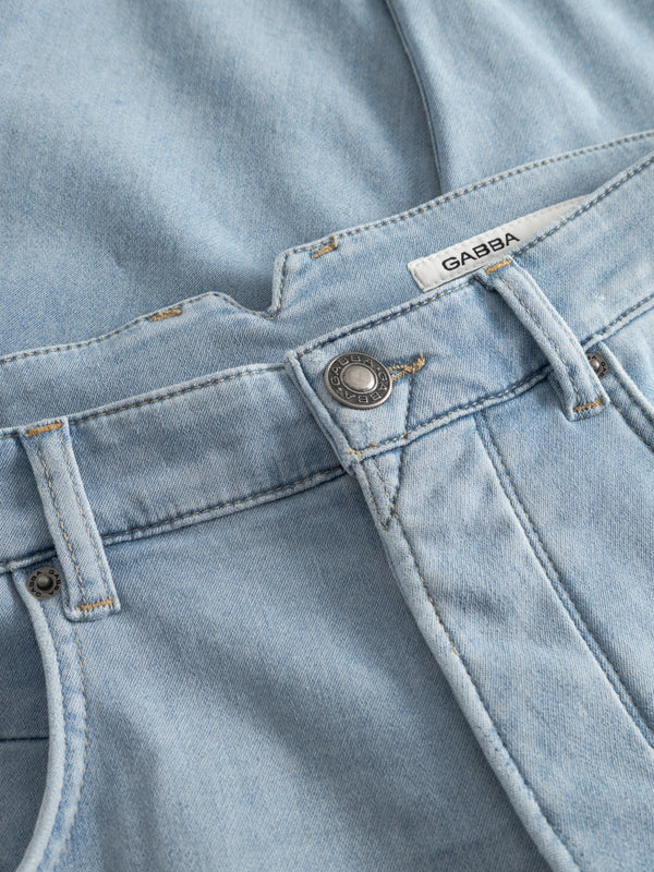 Alex Dynamic Cropped Jeans