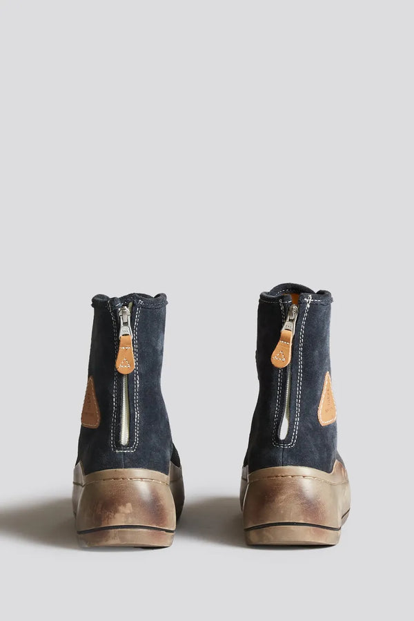 R13 - DISTRESSED TALL KURT - WASHED NAVY SUEDE